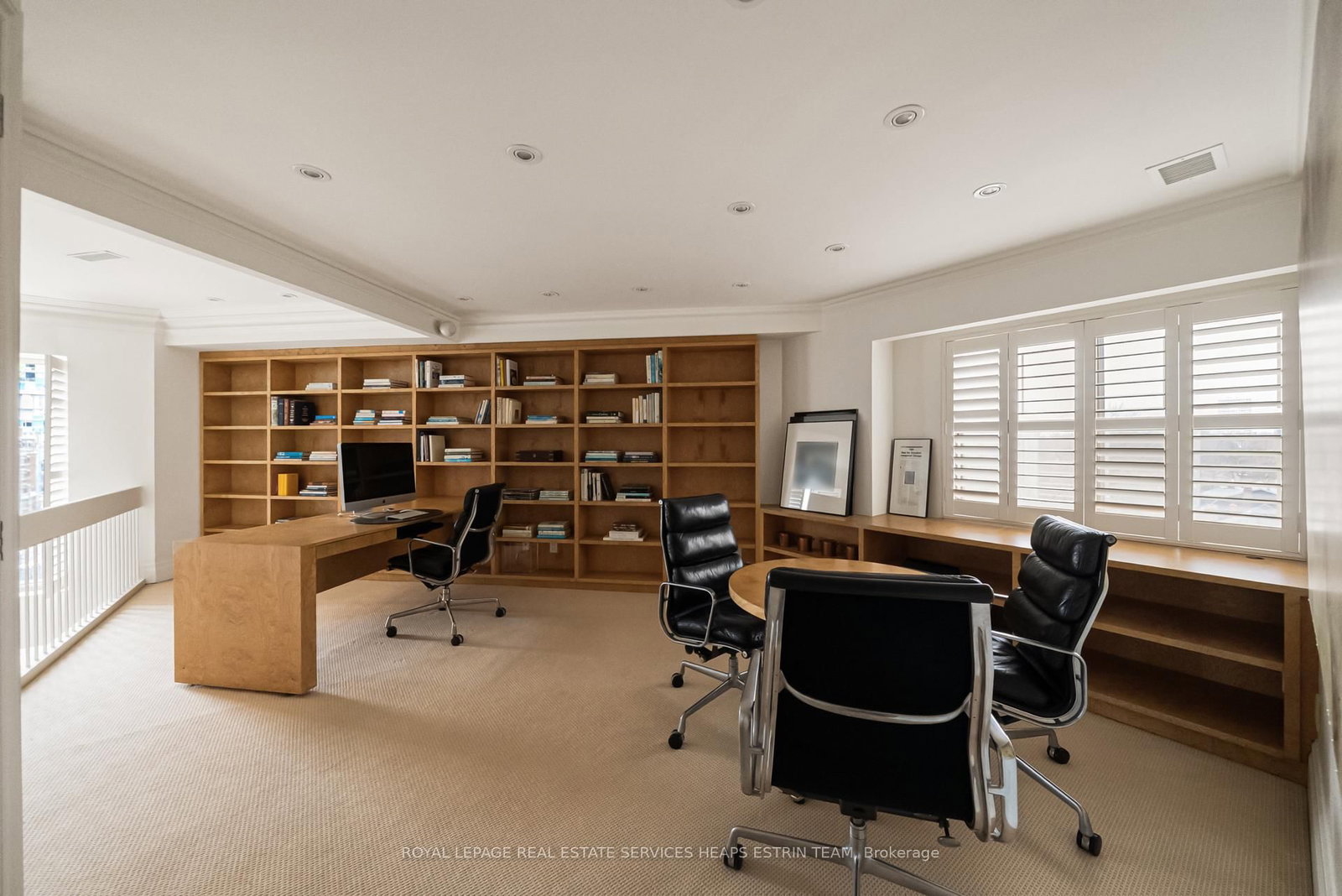 2 Lynwood Avenue, Unit PH1 - Photo 32