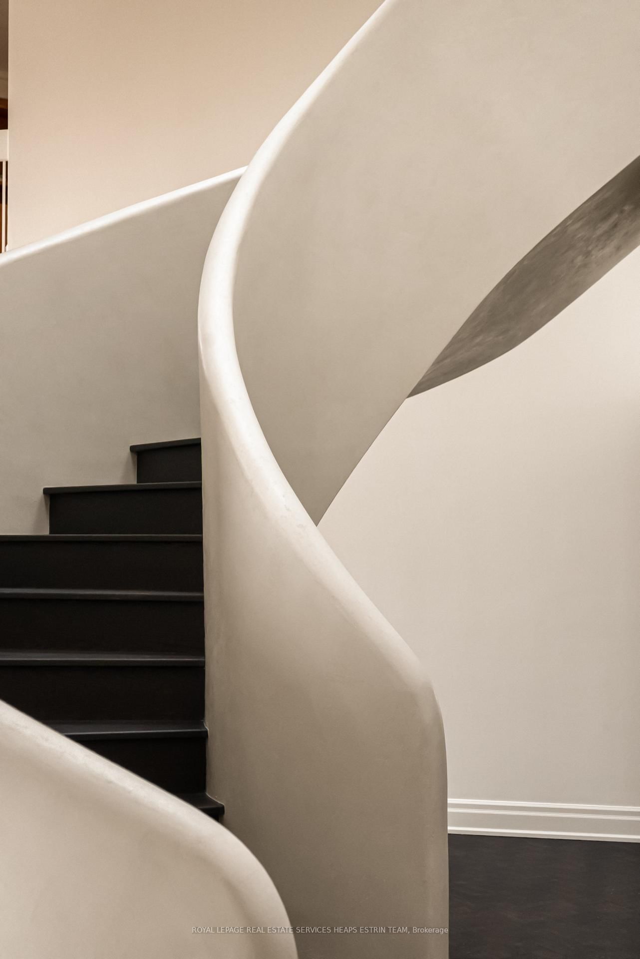 2 Lynwood Avenue, Unit PH1 - Photo 6