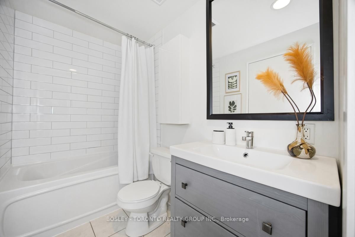 Condo for sale at 539-333 Adelaide Street, Toronto, Ontario, M5A 1N2 - Moss Park - MLS: C12991922