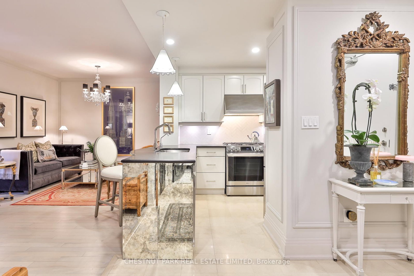 99 Avenue Road, Unit 508 - Photo 5