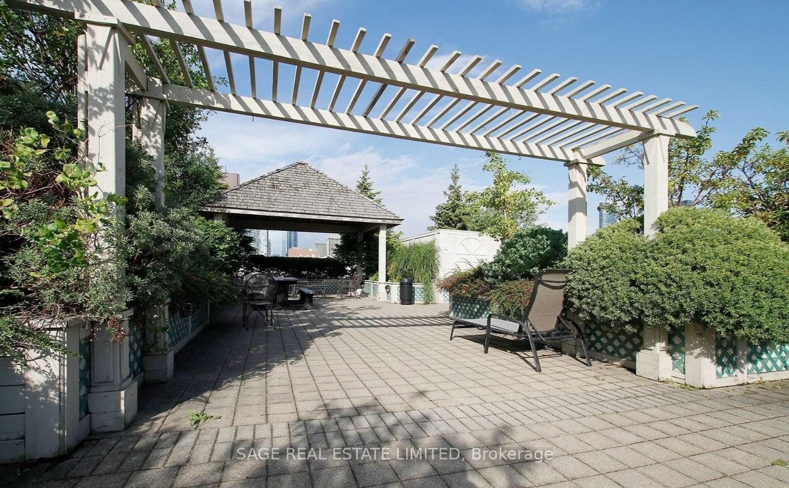 323 Richmond Street E, Unit 220 - Photo 26