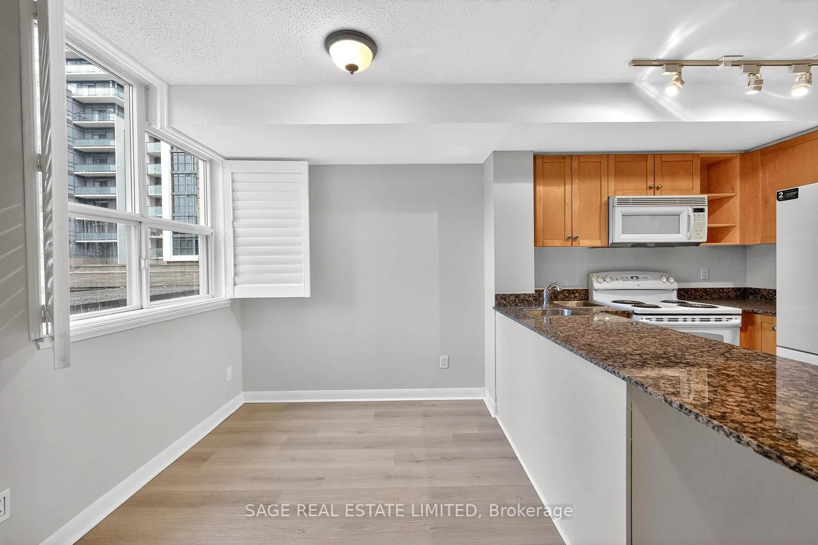 323 Richmond Street E, Unit 220 - Photo 3