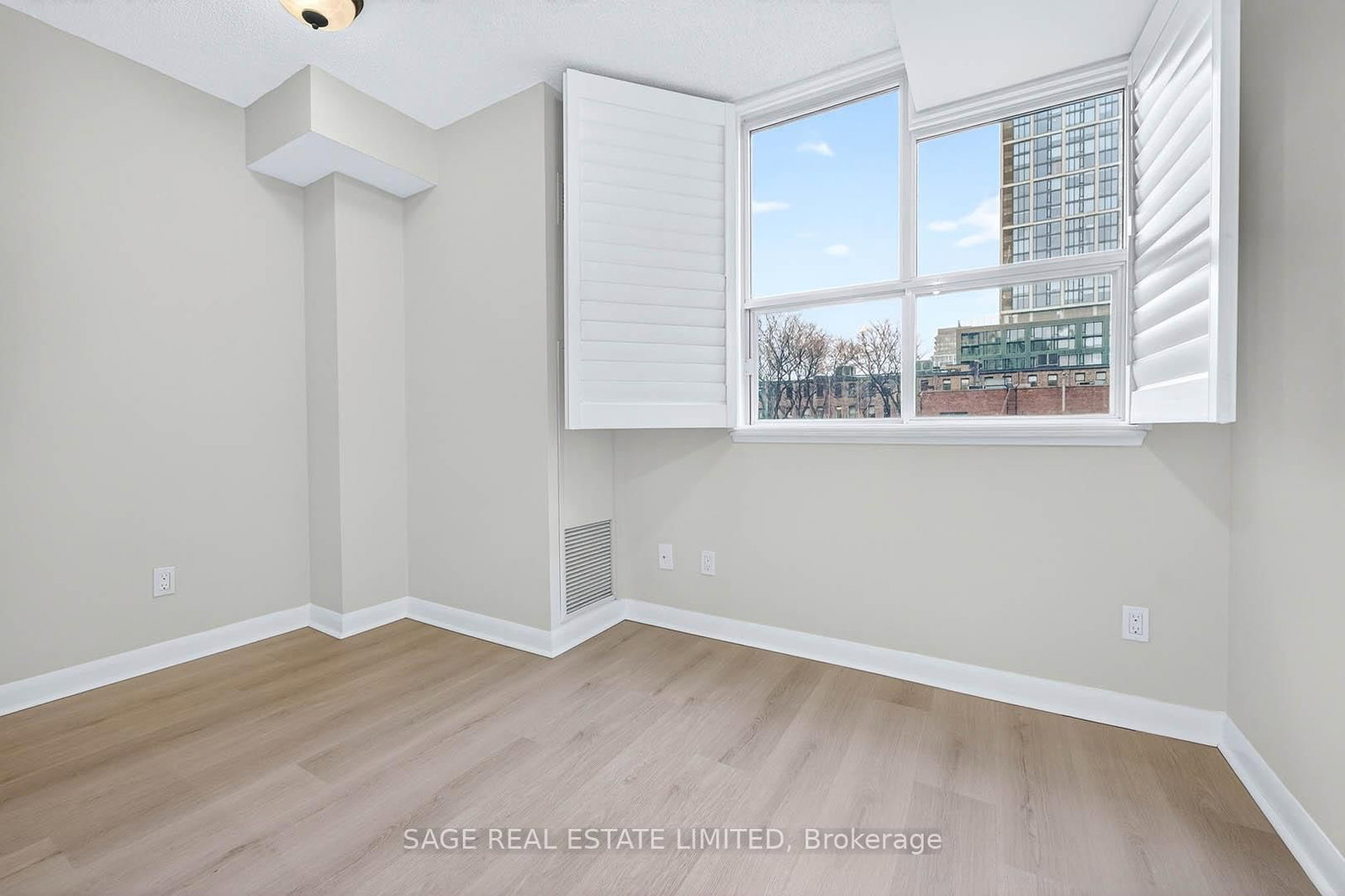 323 Richmond Street E, Unit 220 - Photo 4