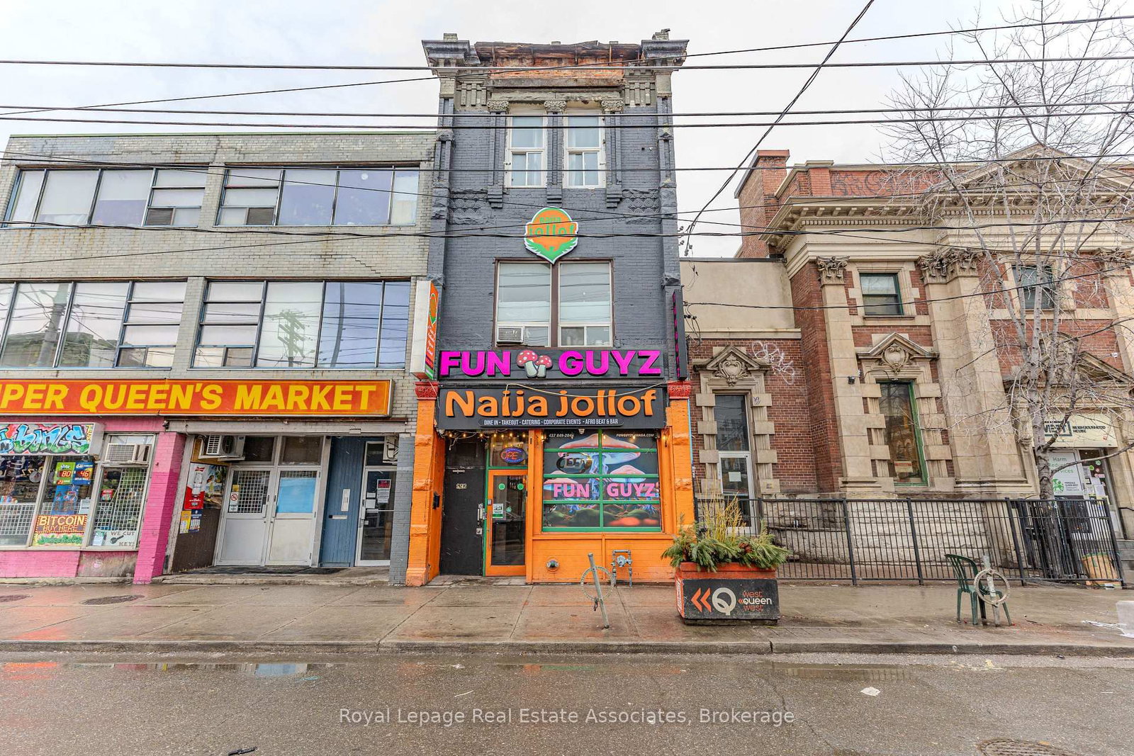 592 Queen Street W - Photo 8