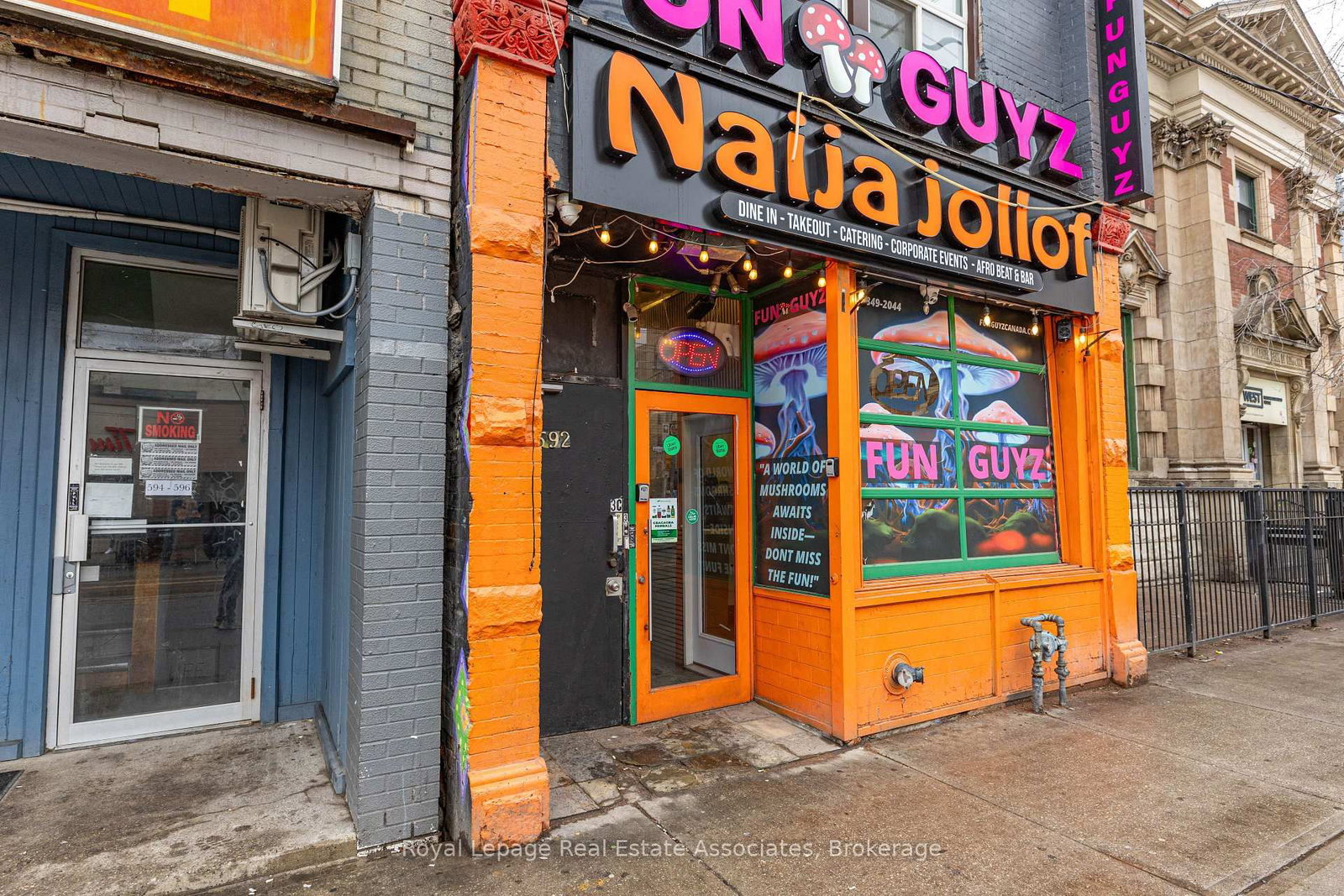 592 Queen Street W - Photo 9