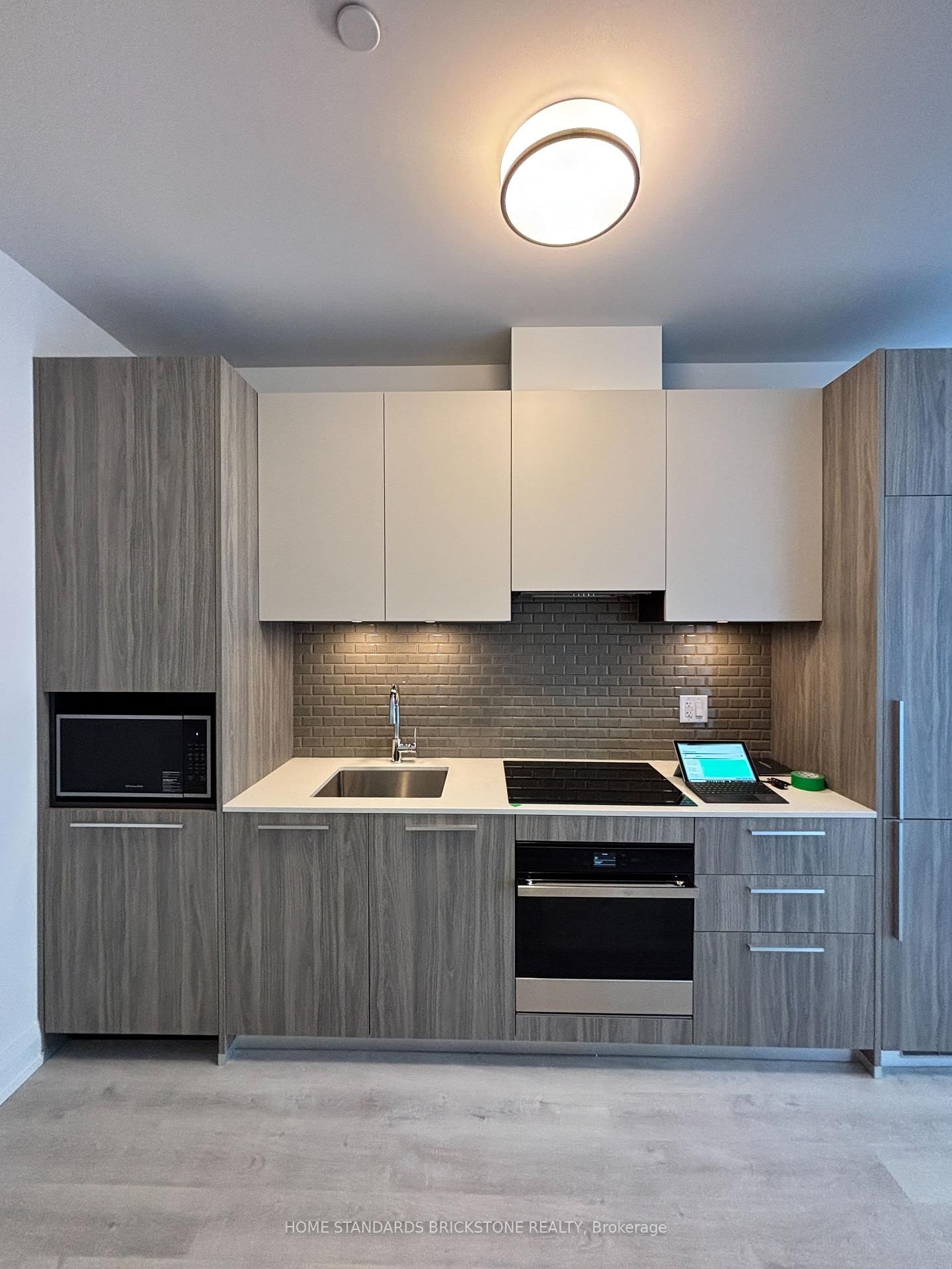 65 Broadway Avenue, Unit 3509 - Photo 7