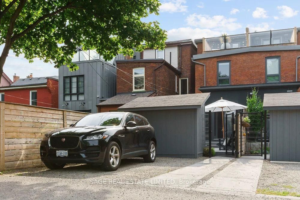 Semi-Detached House for sale at 221 Crawford Street, Toronto, Ontario, M6J 2V5 - Trinity-Bellwoods - MLS: C12991972