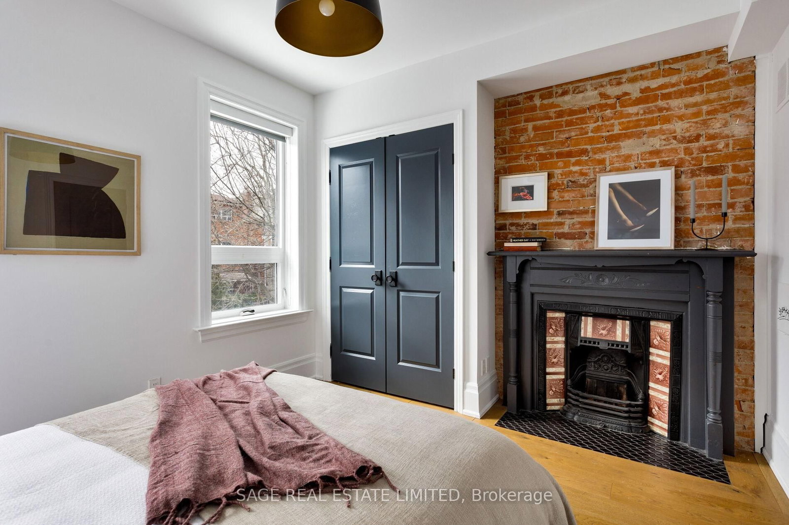 Semi-Detached House for sale at 221 Crawford Street, Toronto, Ontario, M6J 2V5 - Trinity-Bellwoods - MLS: C12991972
