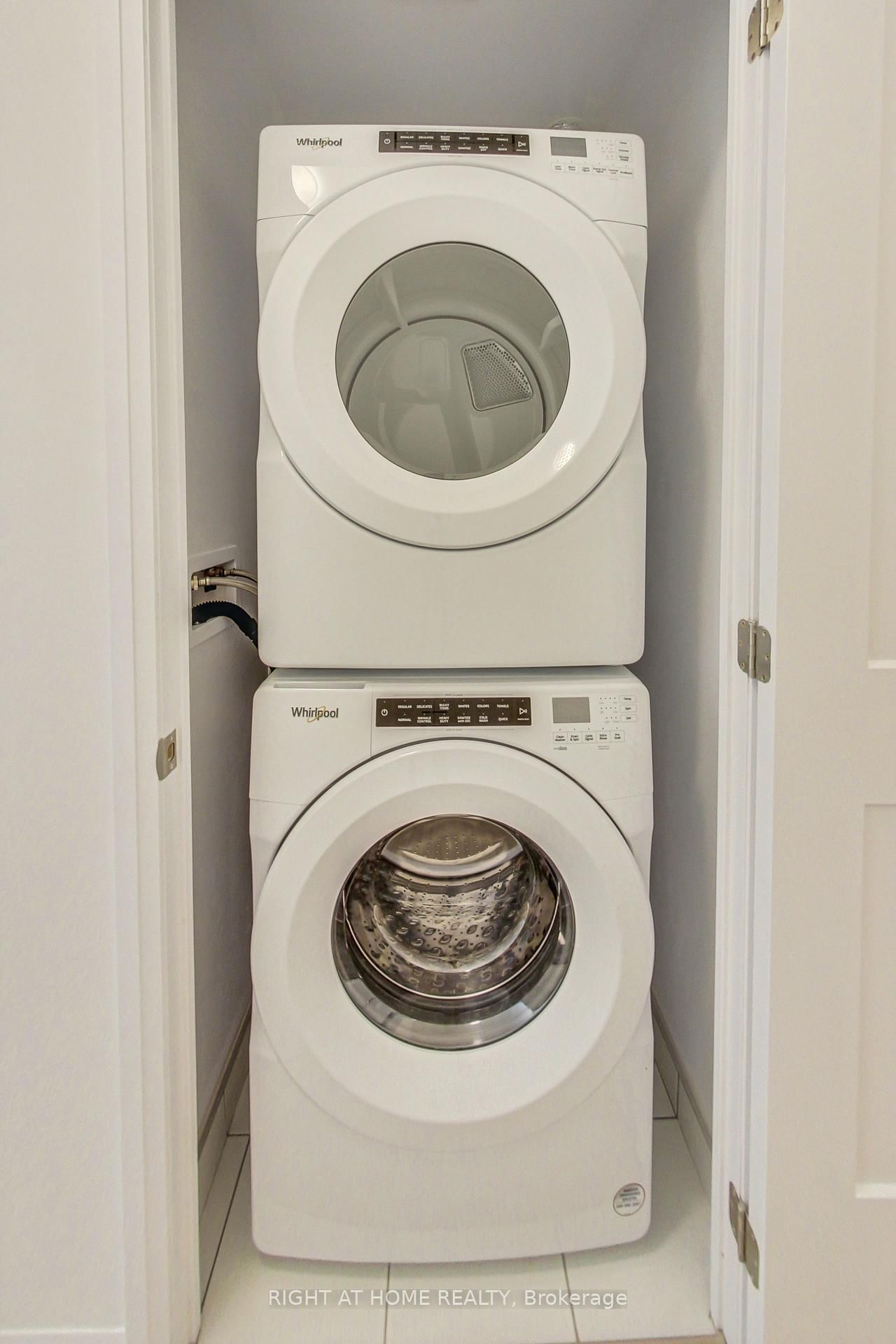 50 Dunfield Avenue, Unit 2113 - Photo 26