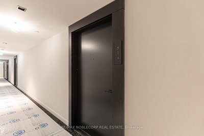 814-127 Broadway Avenue South, Toronto, Ontario image-0-4