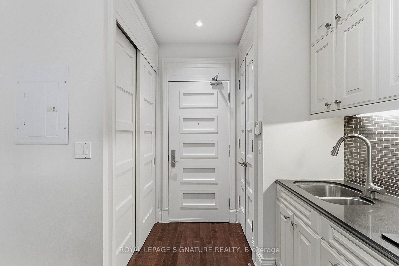 22 Leader Lane, Unit 339 - Photo 4