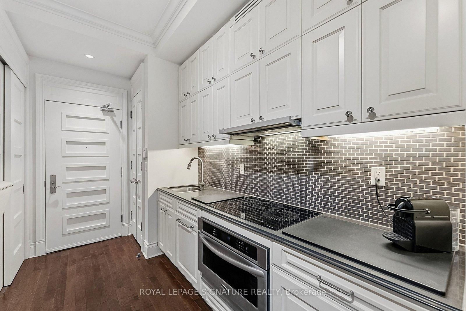 22 Leader Lane, Unit 339 - Photo 5