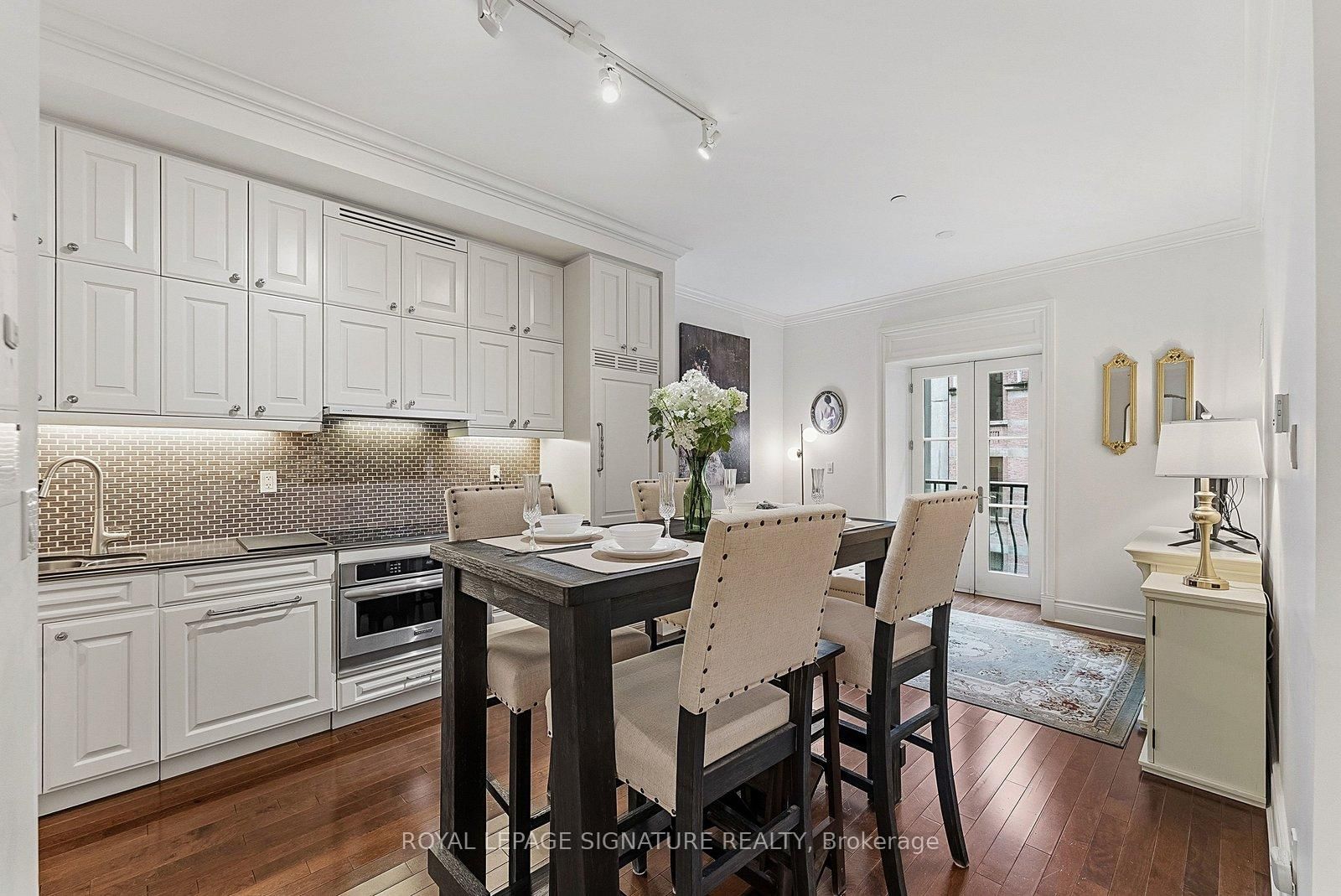 22 Leader Lane, Unit 339 - Photo 8