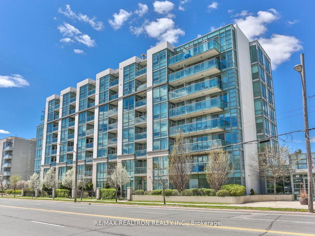 512 - 3830 Bathurst Street