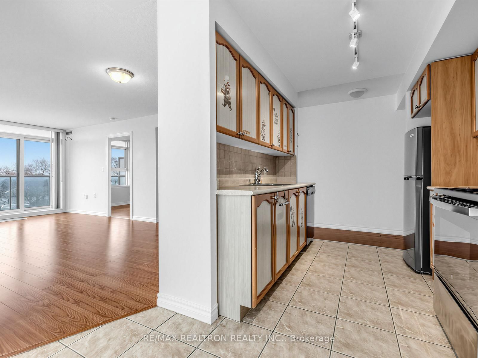 Condo for sale at 512-3830 Bathurst Street, Toronto, Ontario, M3H 6C5 - Clanton Park - MLS: C12992164