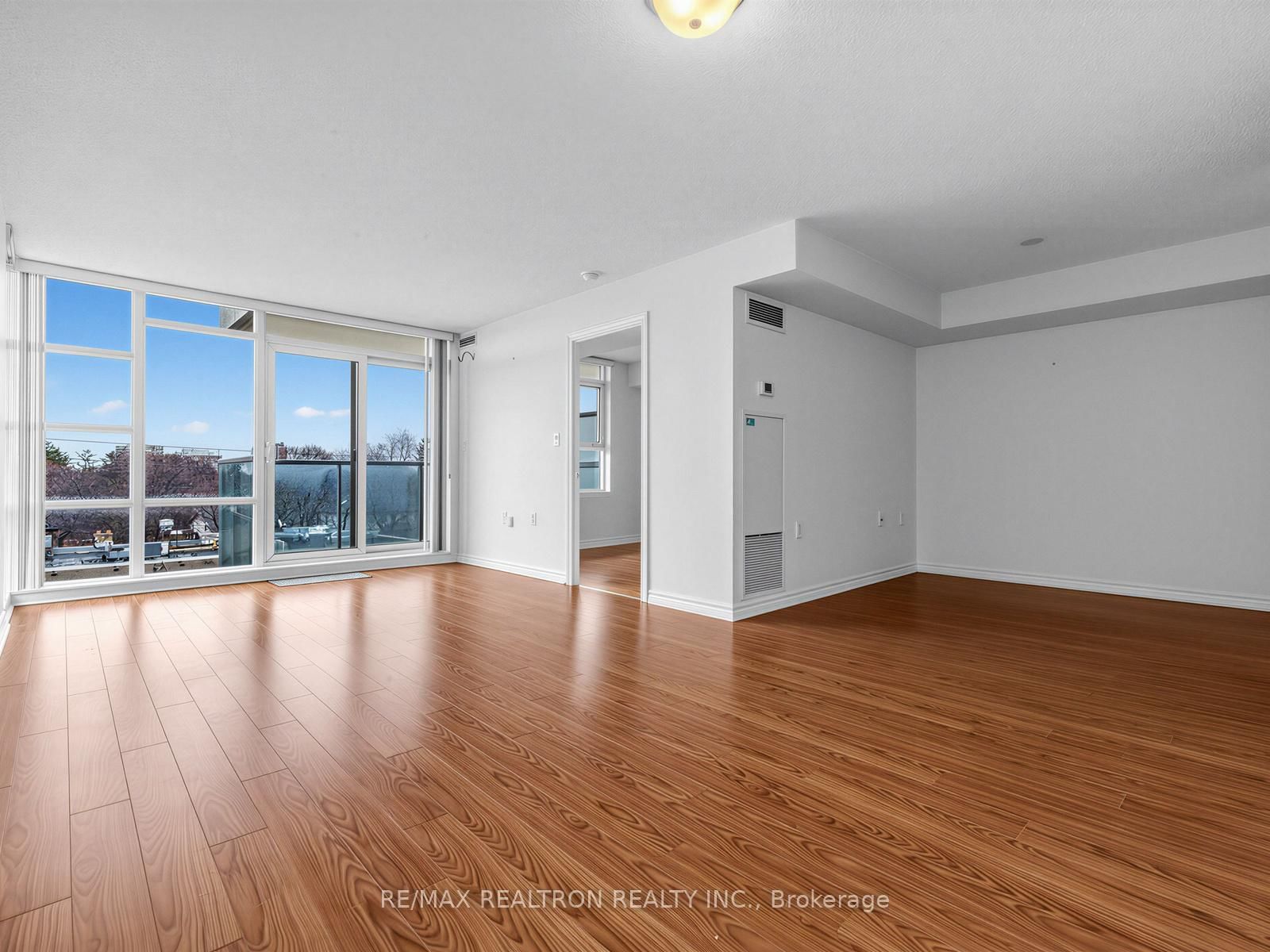 Condo for sale at 512-3830 Bathurst Street, Toronto, Ontario, M3H 6C5 - Clanton Park - MLS: C12992164