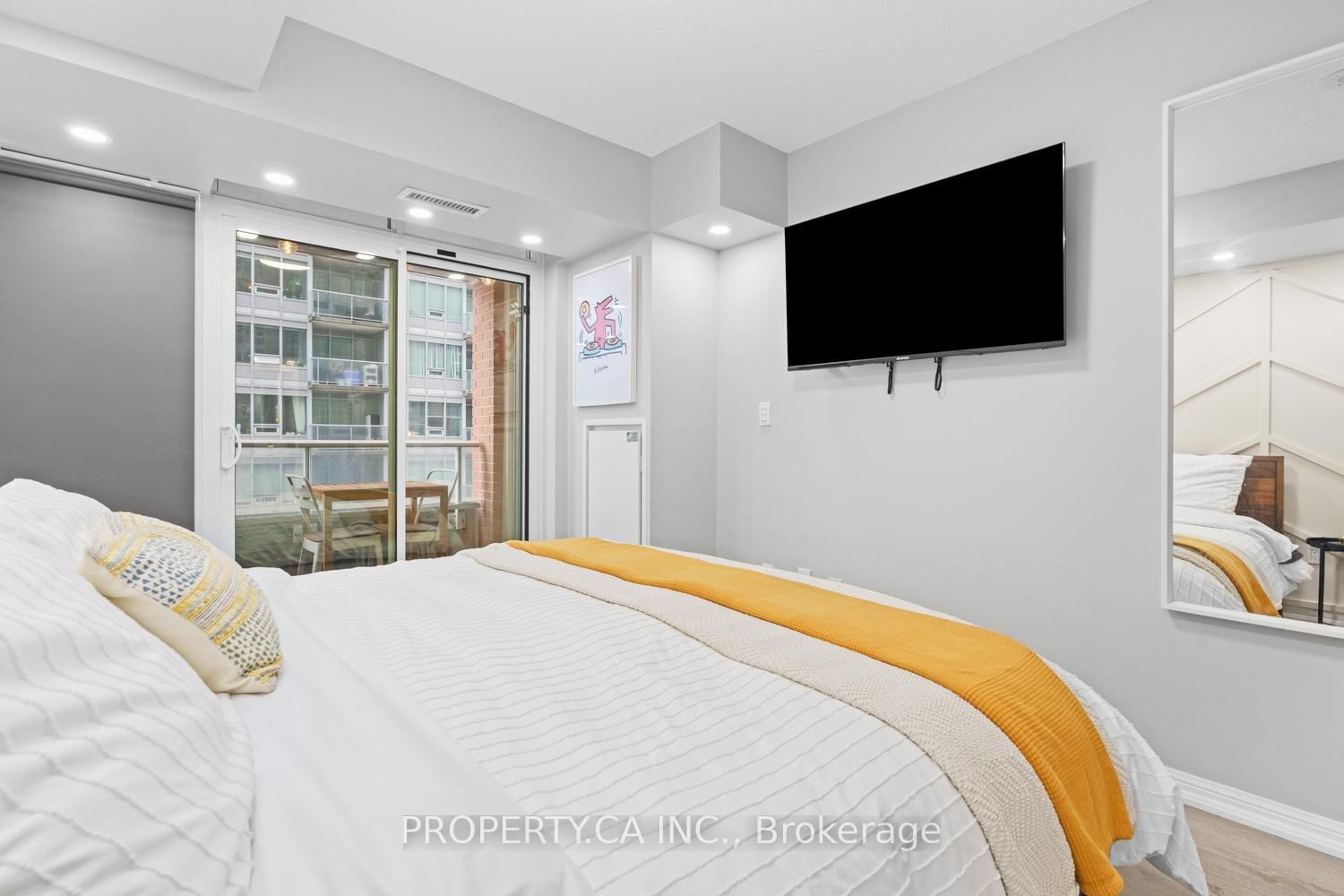 65 East Liberty Street, Unit 918 - Photo 16