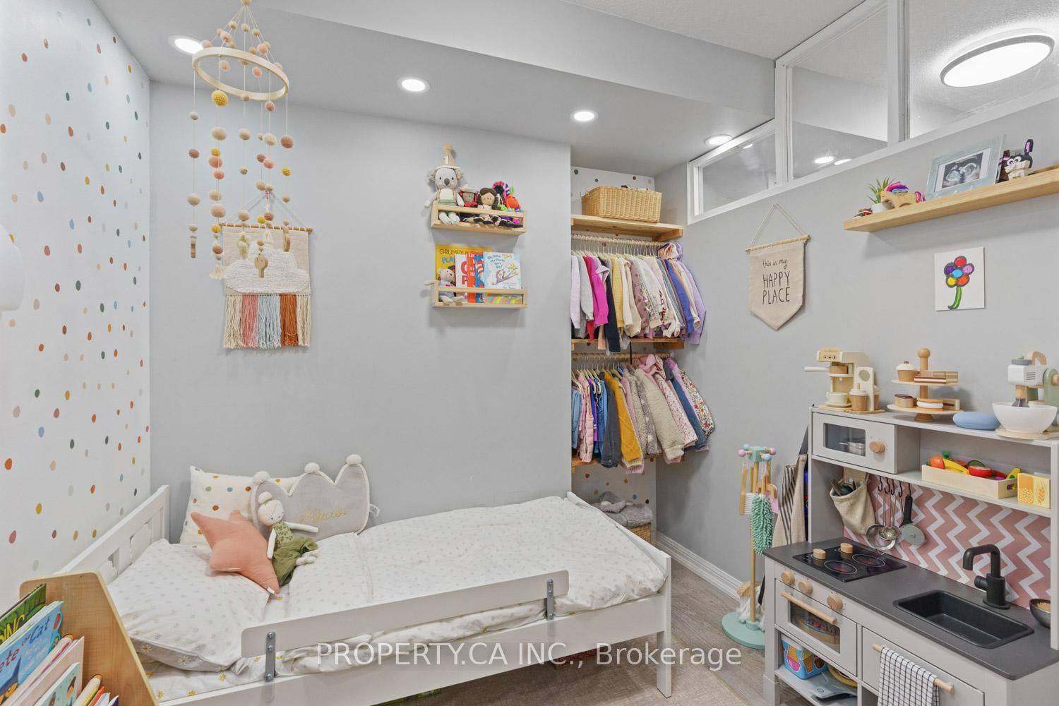 65 East Liberty Street, Unit 918 - Photo 21