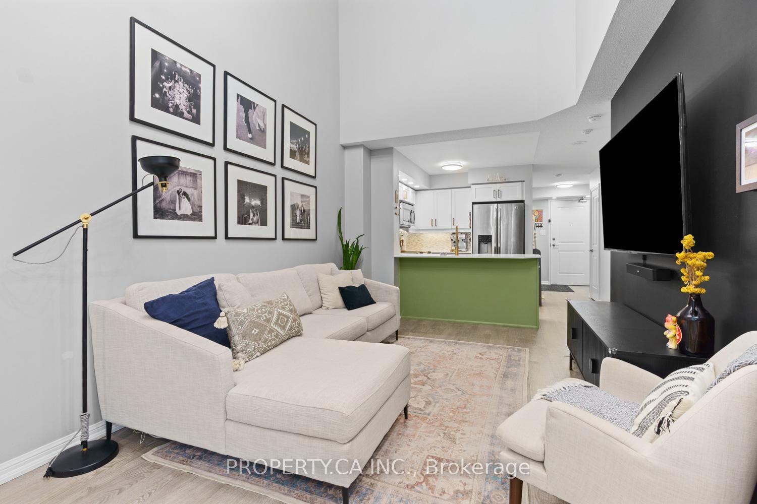 65 East Liberty Street, Unit 918 - Photo 8