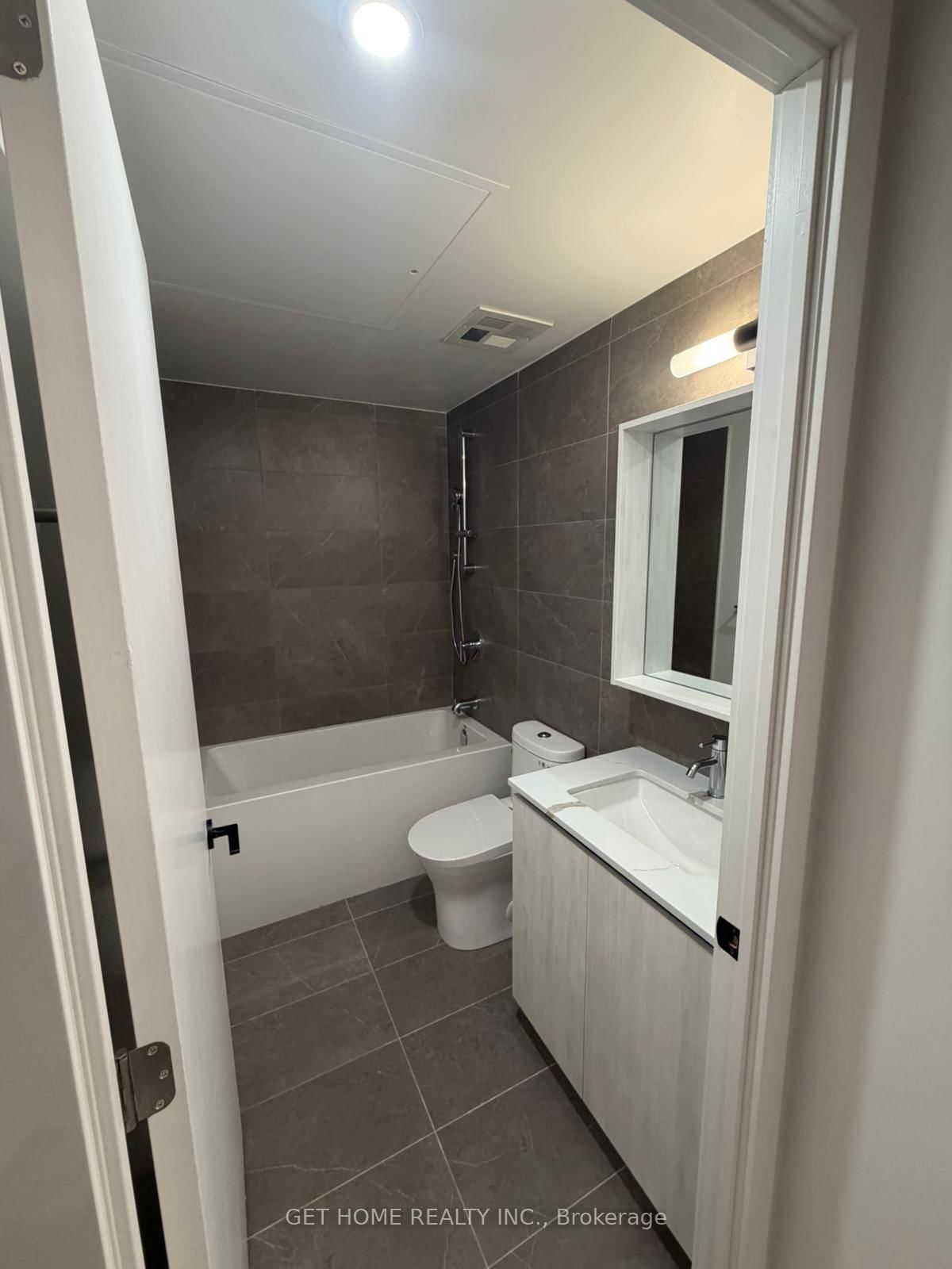 35 Parliament Street, Unit 716 - Photo 12