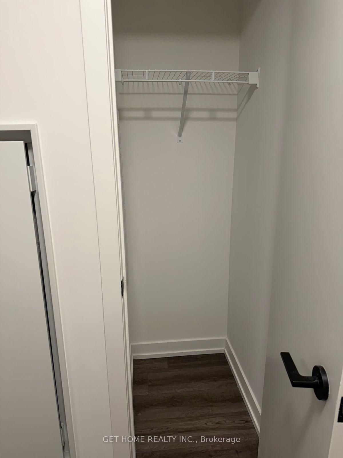 35 Parliament Street, Unit 716 - Photo 9