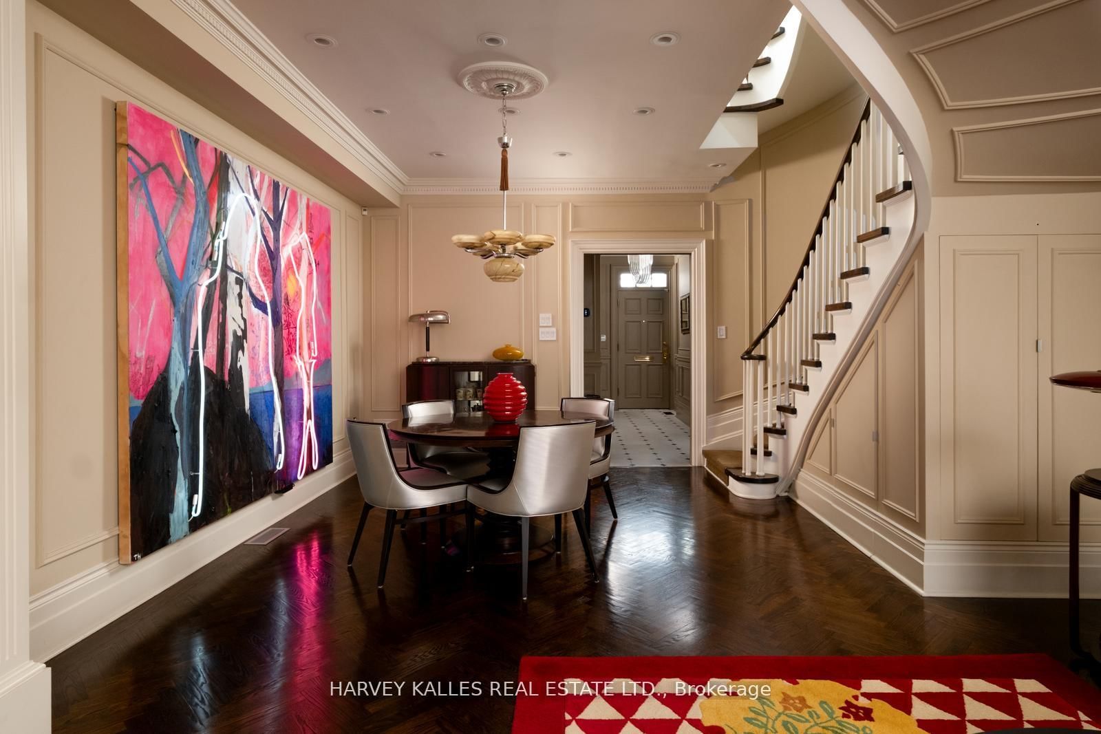 12 Macpherson Avenue, Unit 3 - Photo 7