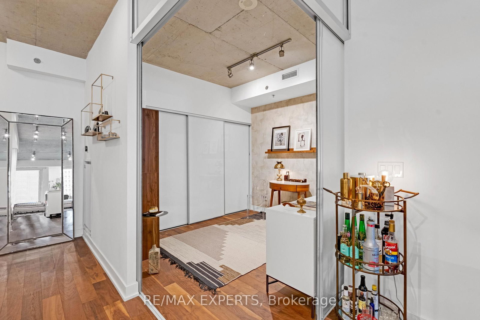 Condo for sale at 516-20 Gladstone Avenue, Toronto, Ontario, M6J 0E9 - Little Portugal - MLS: C12992426