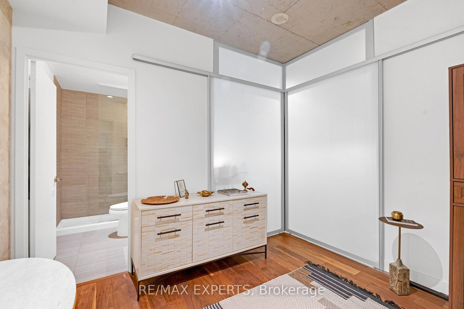 Condo for sale at 516-20 Gladstone Avenue, Toronto, Ontario, M6J 0E9 - Little Portugal - MLS: C12992426