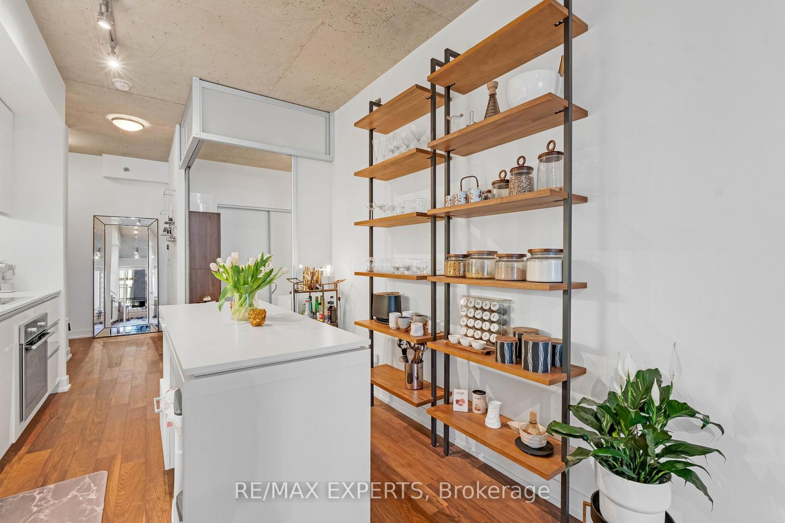 Condo for sale at 516-20 Gladstone Avenue, Toronto, Ontario, M6J 0E9 - Little Portugal - MLS: C12992426