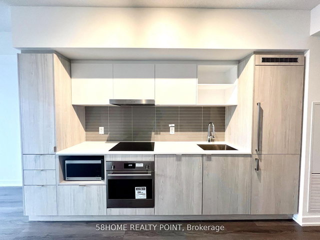 3002 - 138 Downes Street