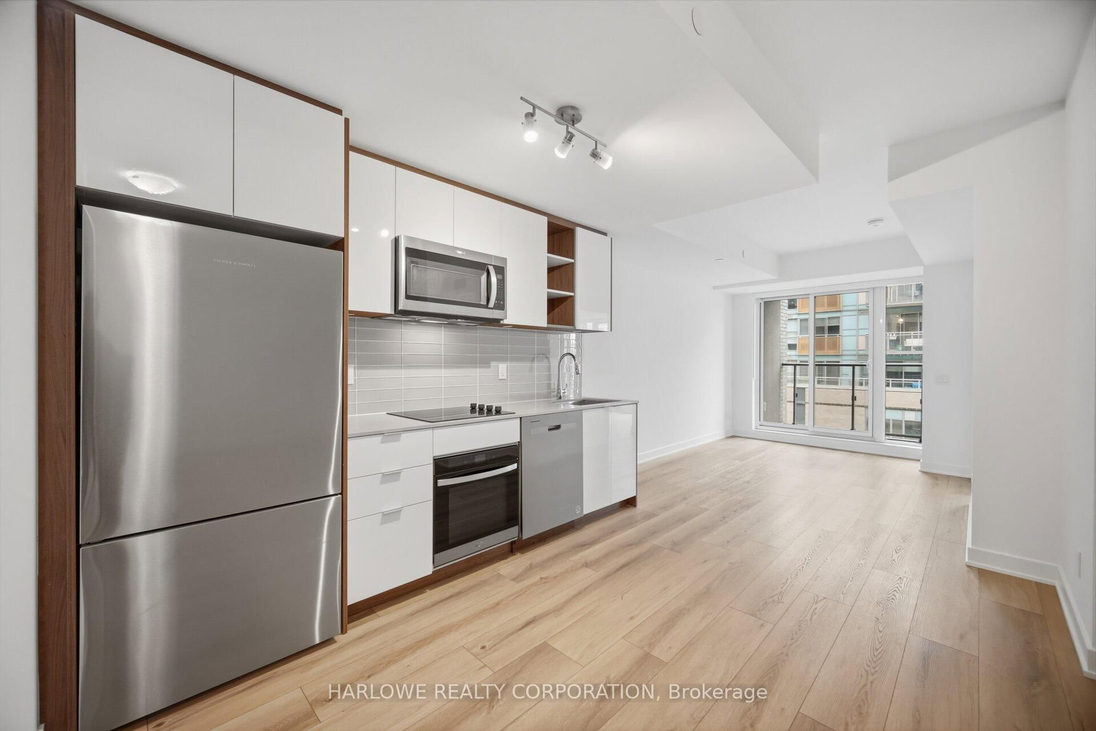 543 Richmond Street W, Unit 705 - Photo 13