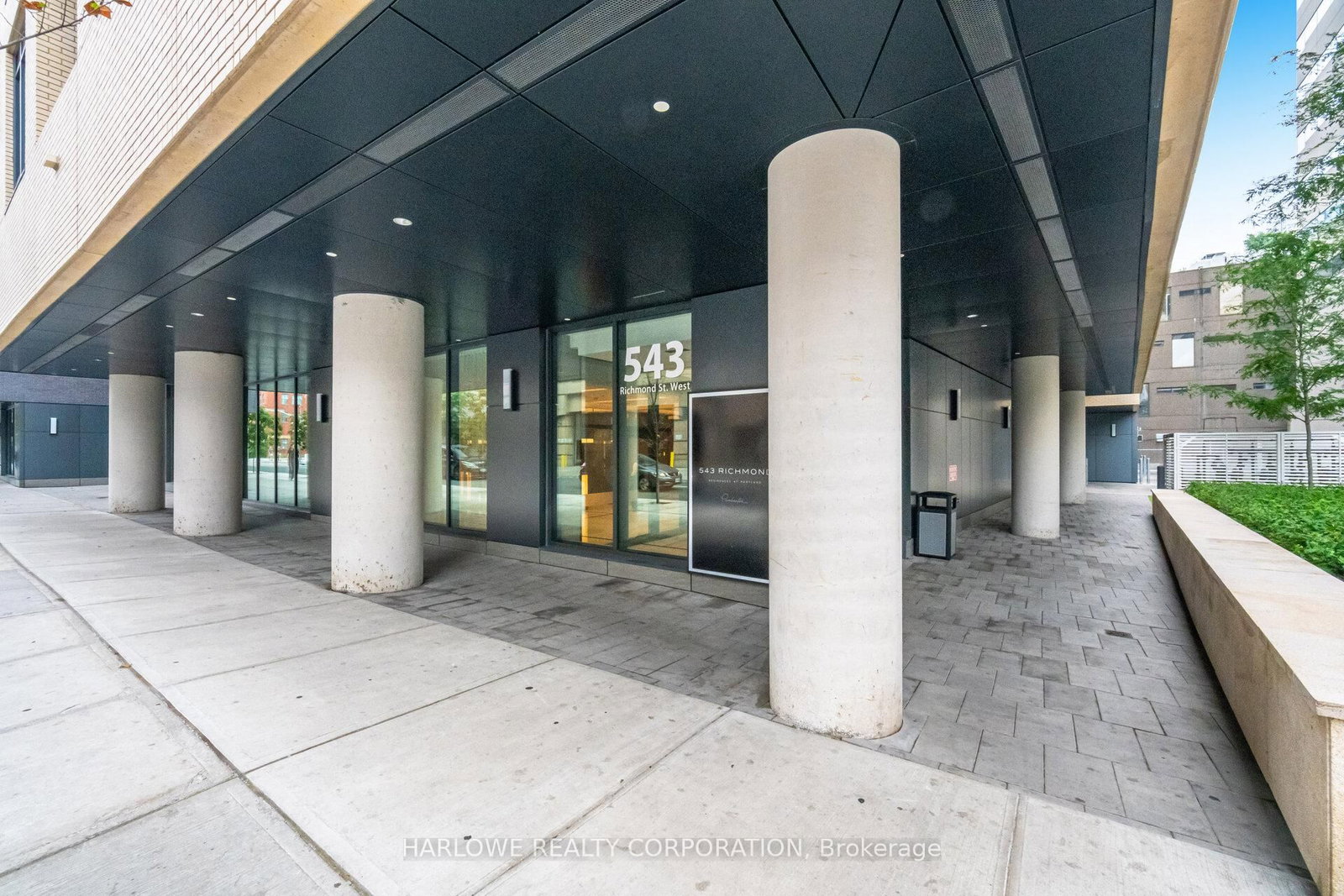 543 Richmond Street W, Unit 705 - Photo 28