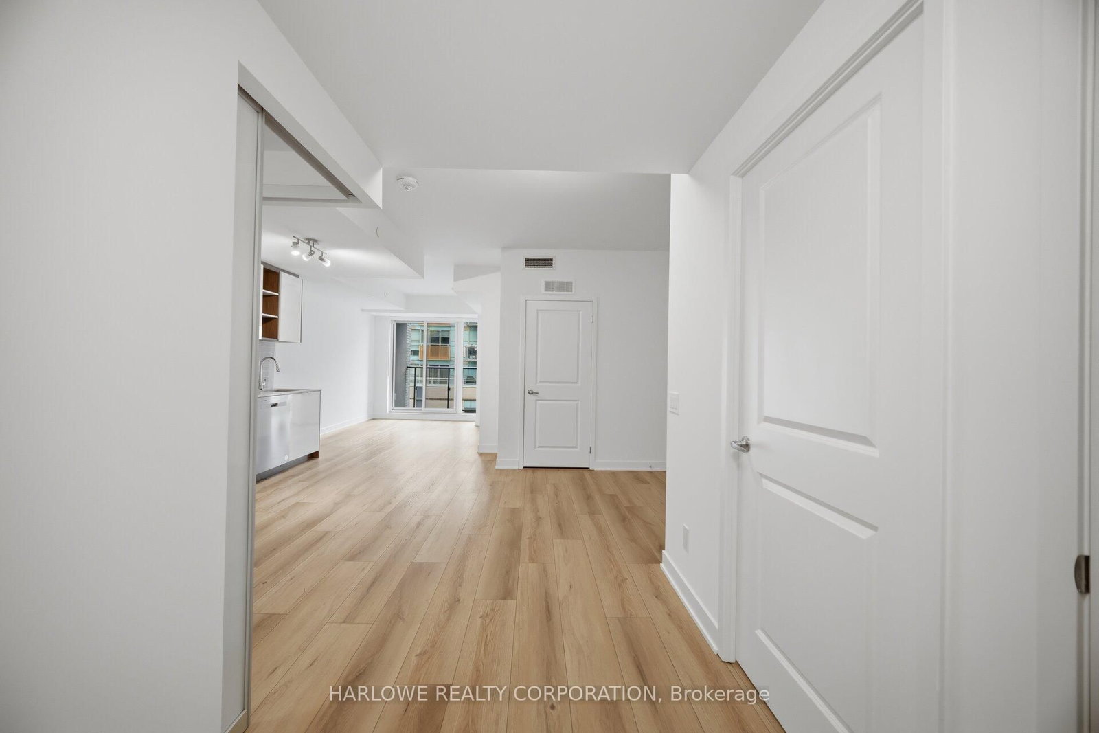 543 Richmond Street W, Unit 705 - Photo 7