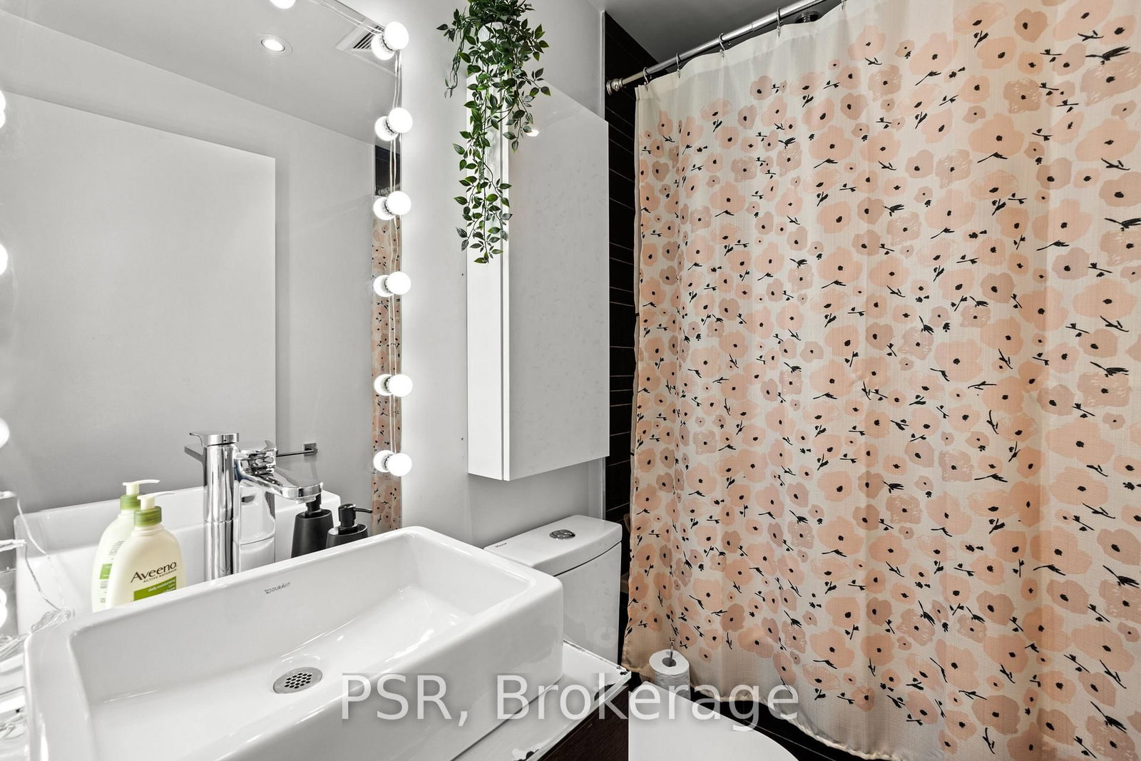 25 Stafford Street, Unit 613 - Photo 11