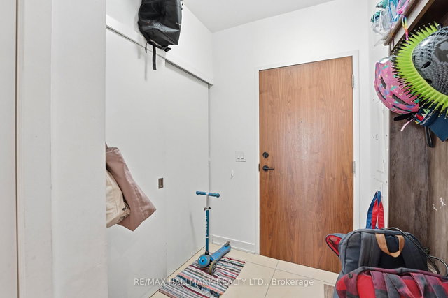 915 - 1 Market Street