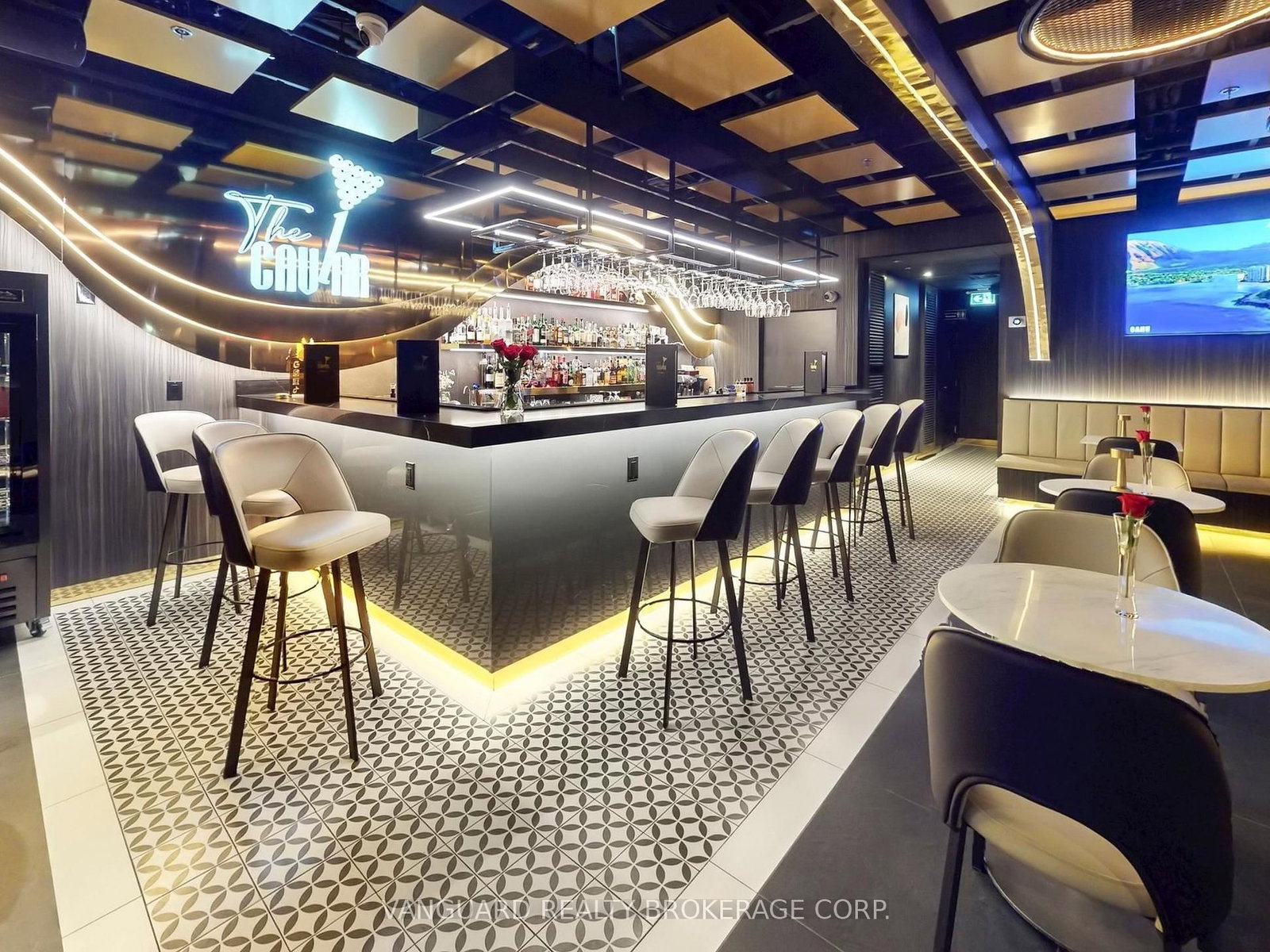 1 Yorkville Avenue, Unit 107, 108 & 1010 - Photo 13