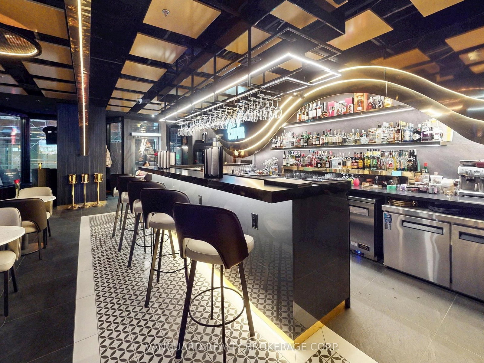 1 Yorkville Avenue, Unit 107, 108 & 1010 - Photo 14