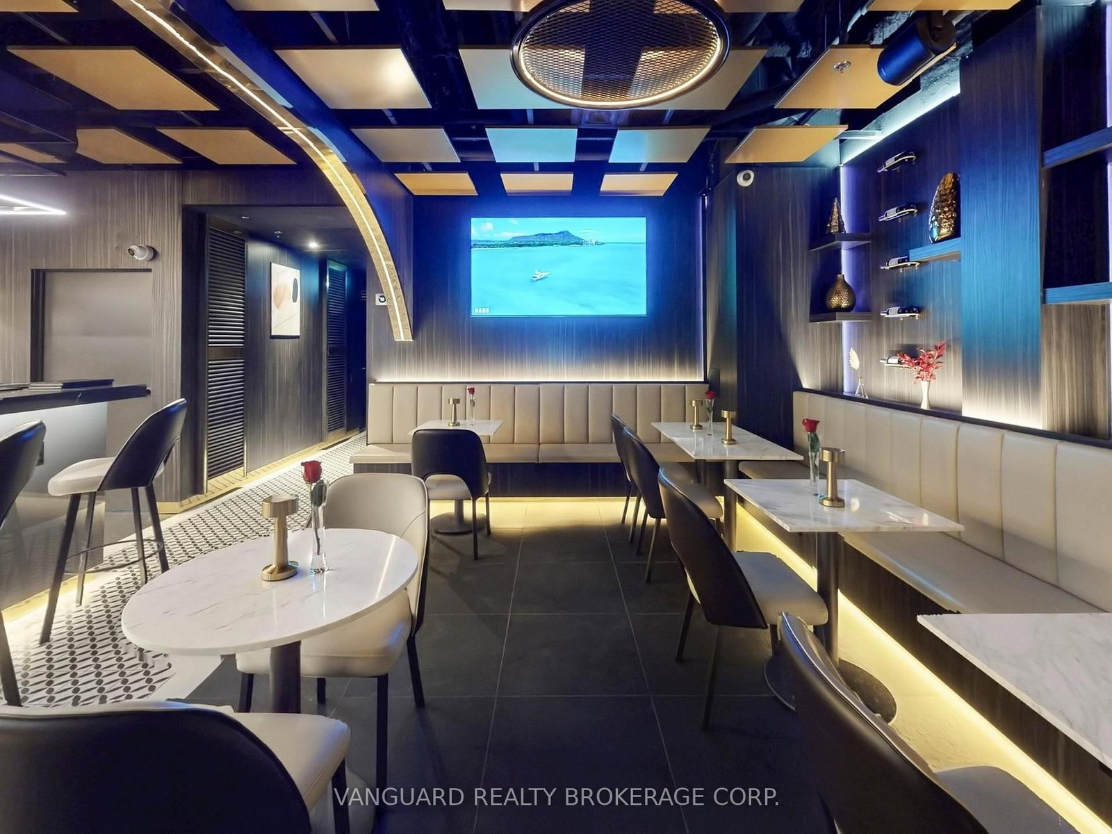 1 Yorkville Avenue, Unit 107, 108 & 1010 - Photo 22