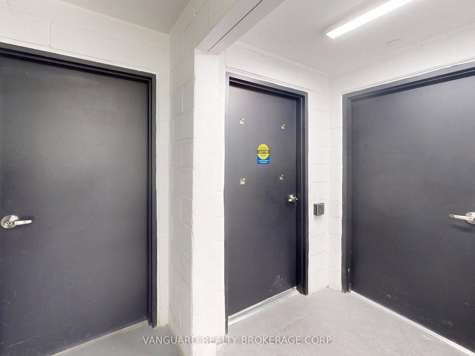 1 Yorkville Avenue, Unit 107, 108 & 1010 - Photo 27