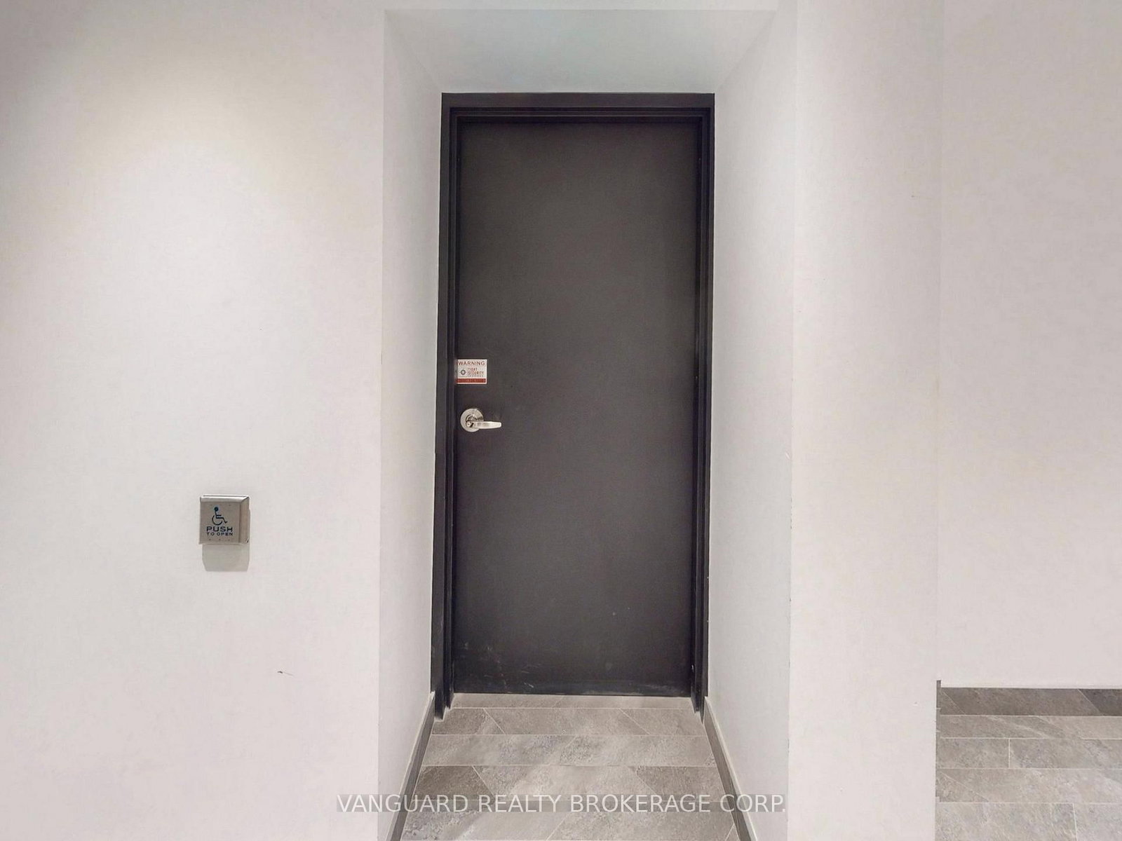 1 Yorkville Avenue, Unit 107, 108 & 1010 - Photo 29