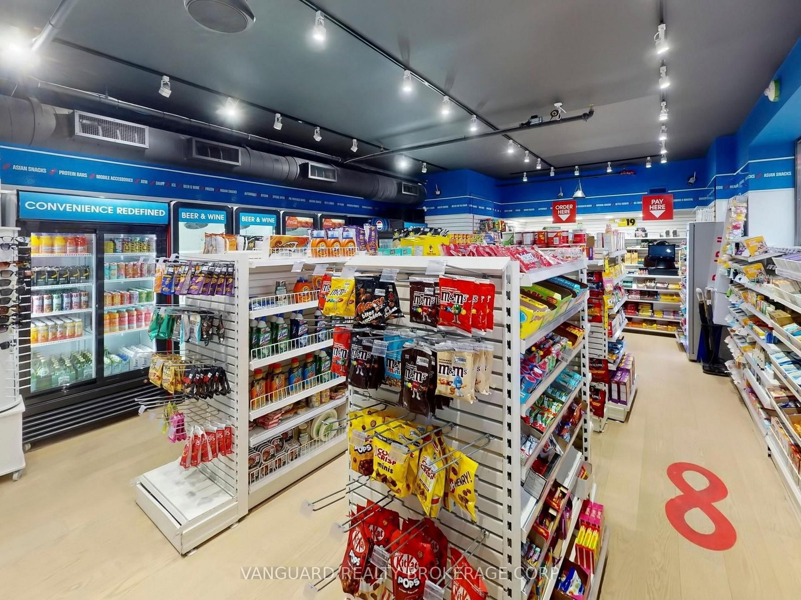 1 Yorkville Avenue, Unit 107, 108 & 1010 - Photo 33