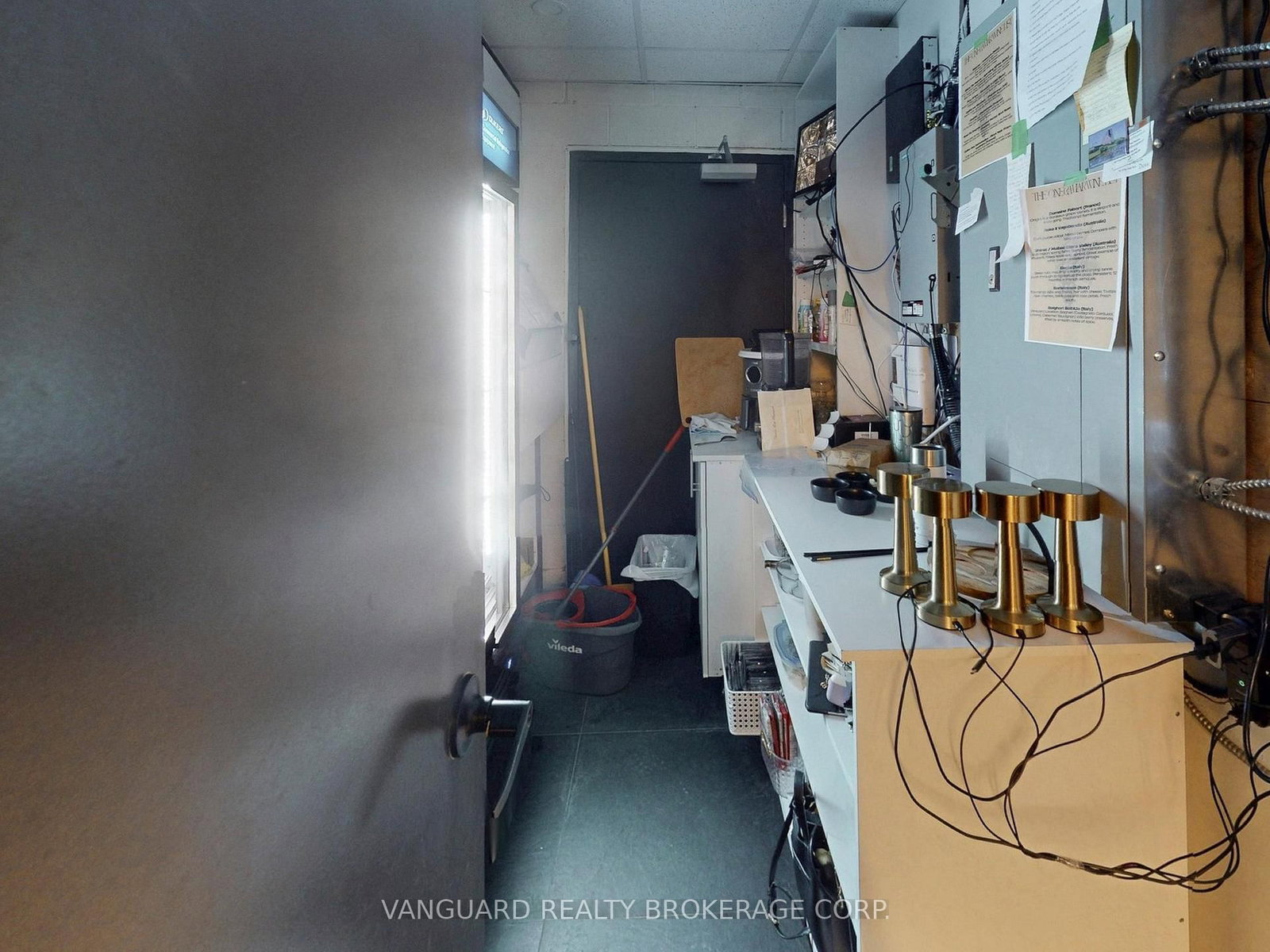 1 Yorkville Avenue, Unit 107, 108 & 1010 - Photo 47