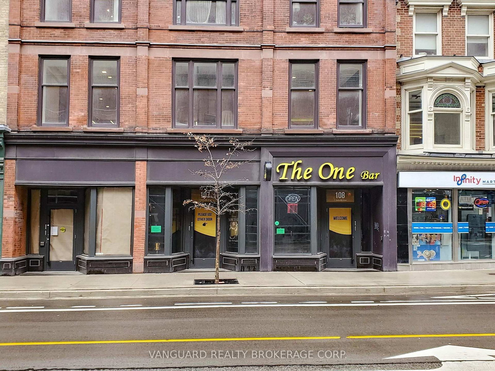 1 Yorkville Avenue, Unit 107, 108 & 1010 - Photo 5