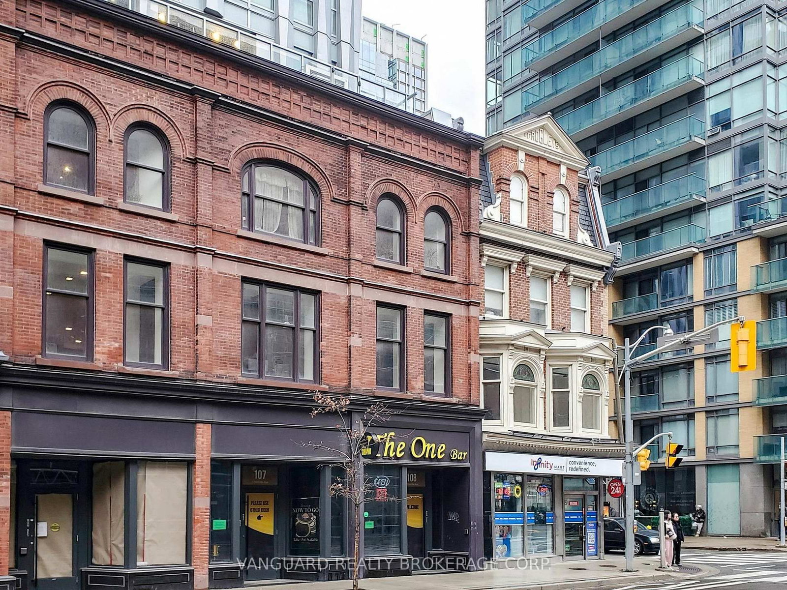 1 Yorkville Avenue, Unit 107, 108 & 1010 - Photo 6