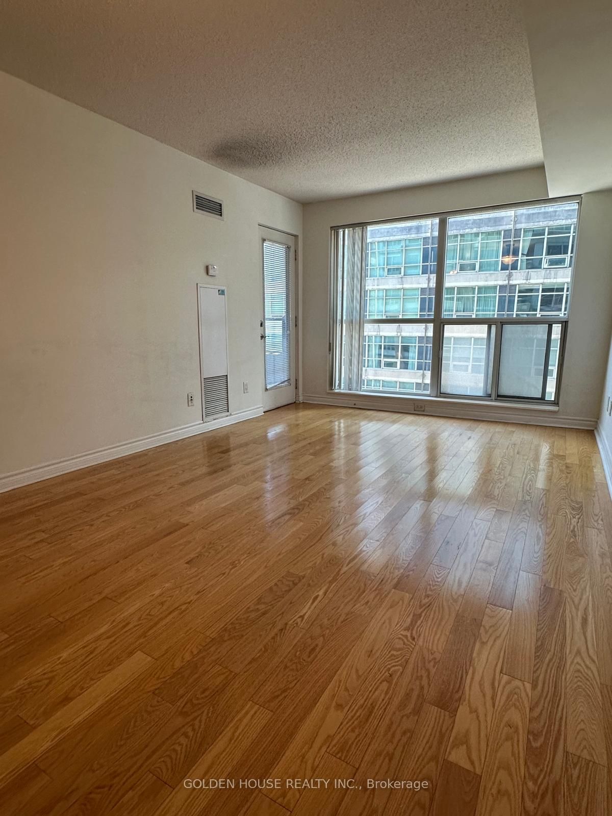 Condo for sale at 618-270 Wellington Street, Toronto, Ontario, M5V 3P5 - Waterfront Communities C1 - MLS: C12992902