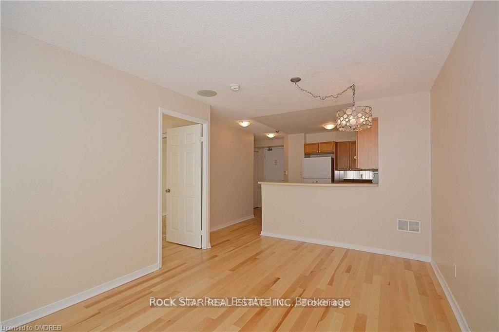 109 FRONT Street E, Unit 425 - Photo 3