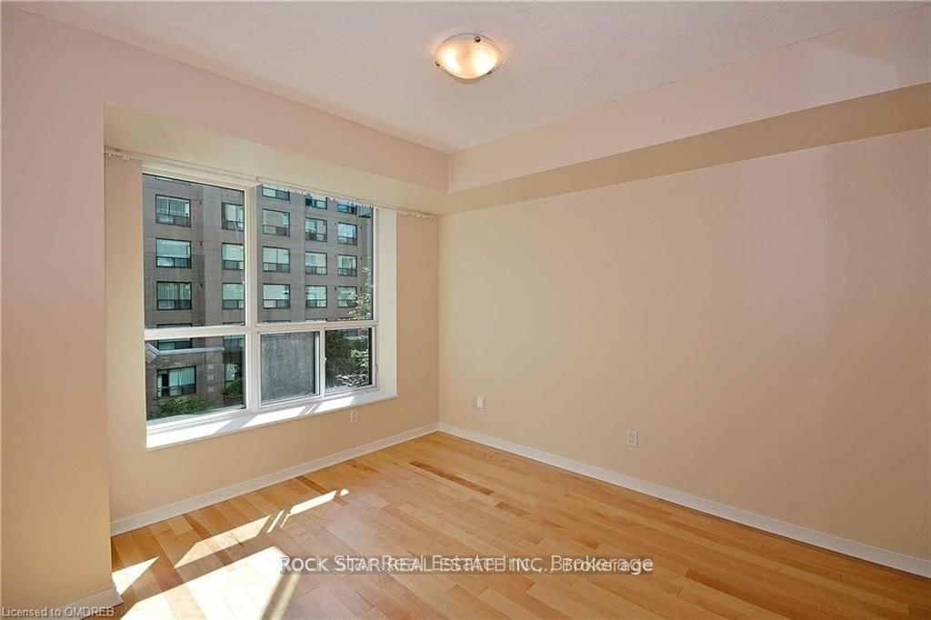 109 FRONT Street E, Unit 425 - Photo 6