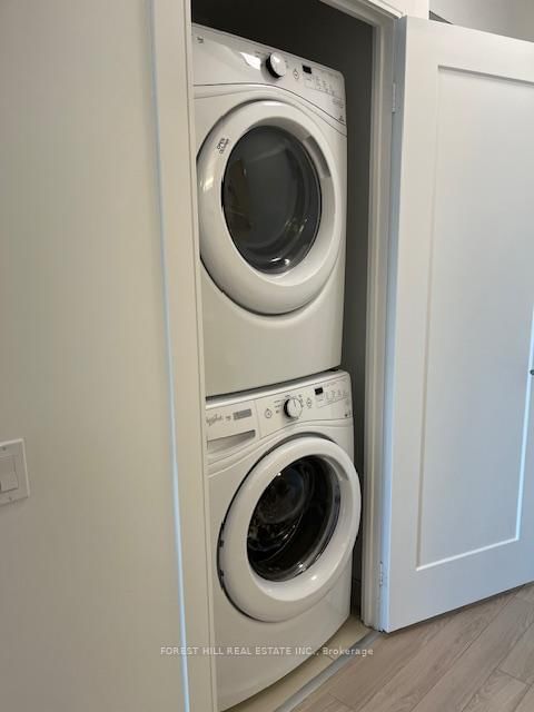 310 Tweedsmuir Avenue, Unit 401 - Photo 6