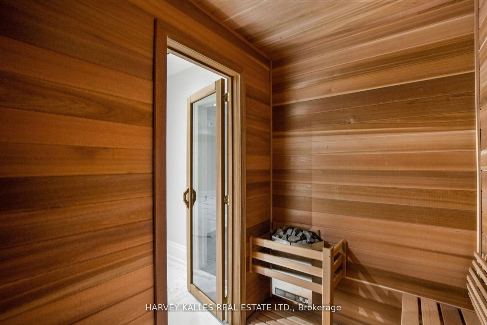 1 Silvergrove Road - Photo 36