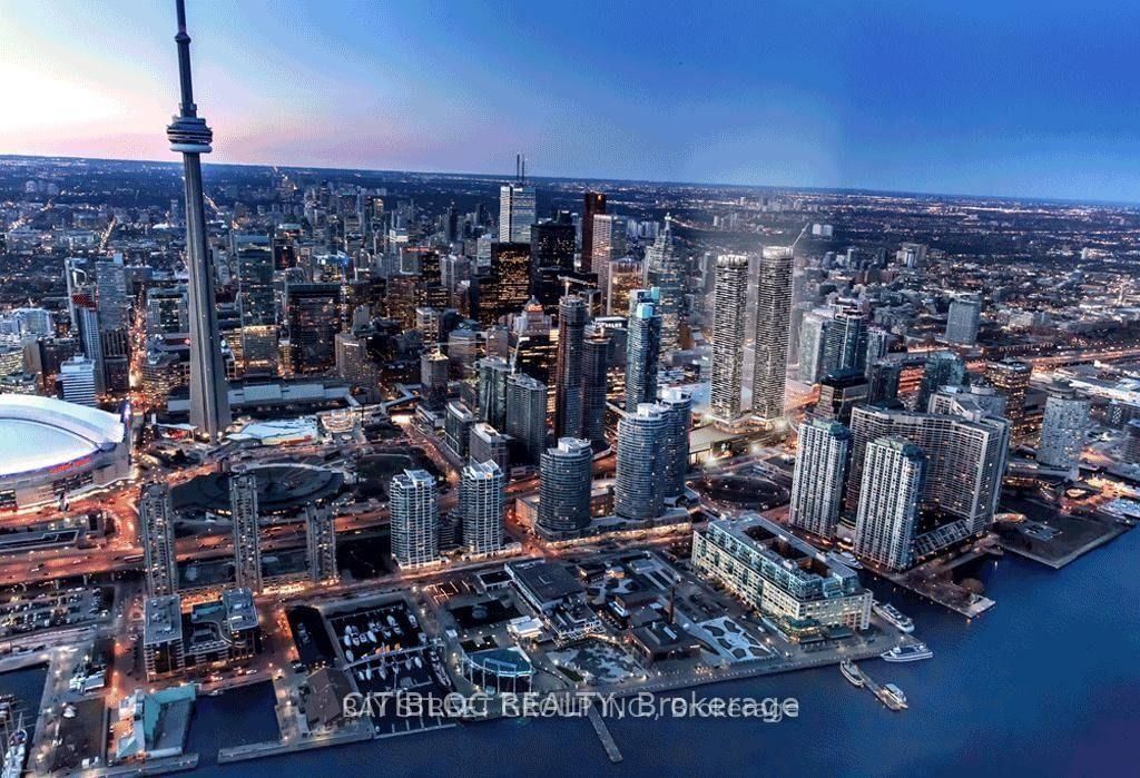 88 Harbour Street, Unit 2011